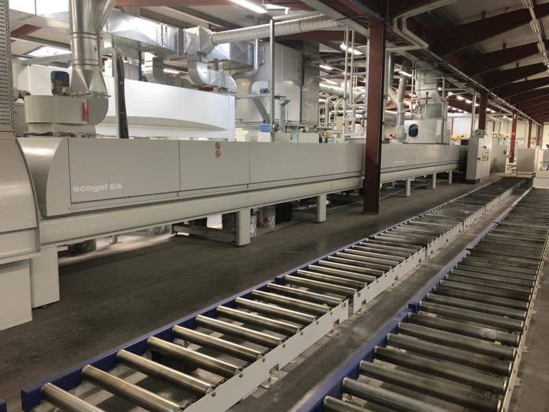 Cefla AQUA DRY karšto oro džiovintuvas su oro srauto recirkuliacija ir staklių valdymo sistema