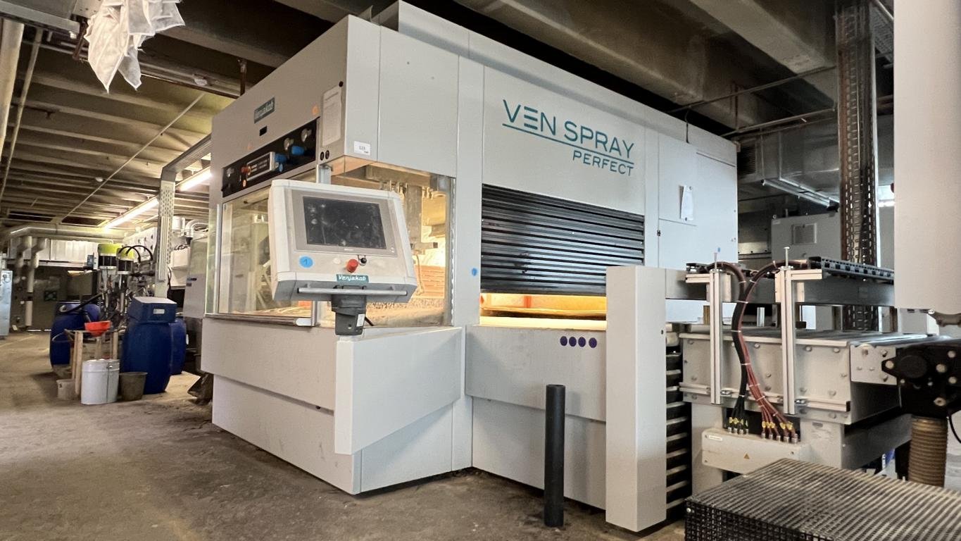 Venjakob Ven Spray Perfect dažymo linija su OIR, AirJet ir UV džiovinimu